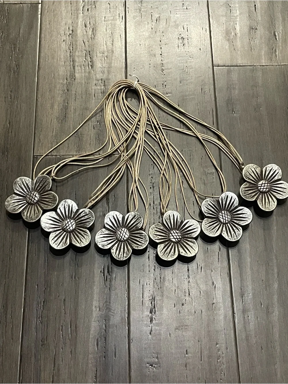 Set of 6 Silver Flower Magnetic Curtain Tiebacks Rope Holdbacks Floral Decor